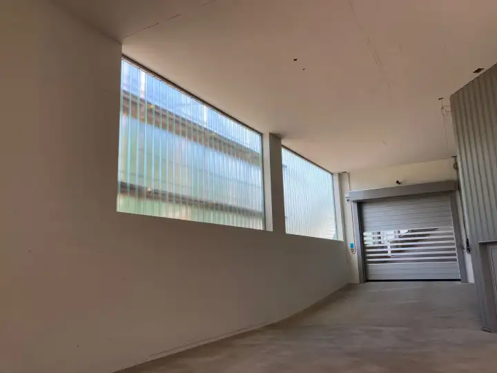 Emil Frey Autocenter in Safenwil – Foto 1