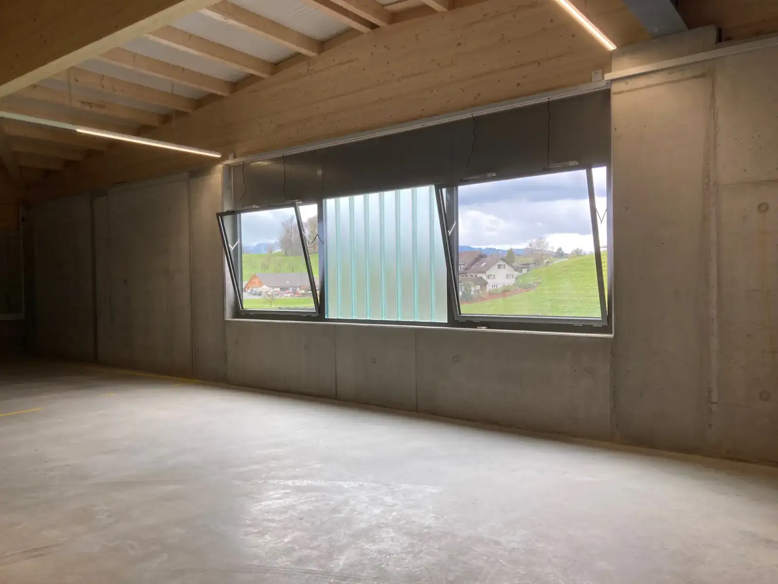 Werkhalle Catenazzi Bau AG in Weggis – Foto 1