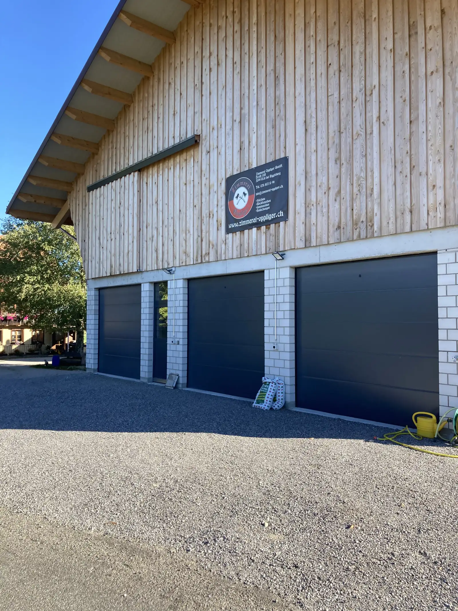 Sektionaltore Mamishaus in Mamishaus – Foto 1
