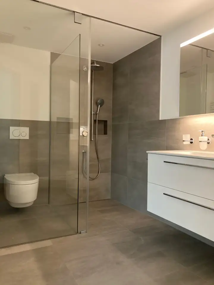 Glasdusche MFH Schönberg in Gunten – Foto 4